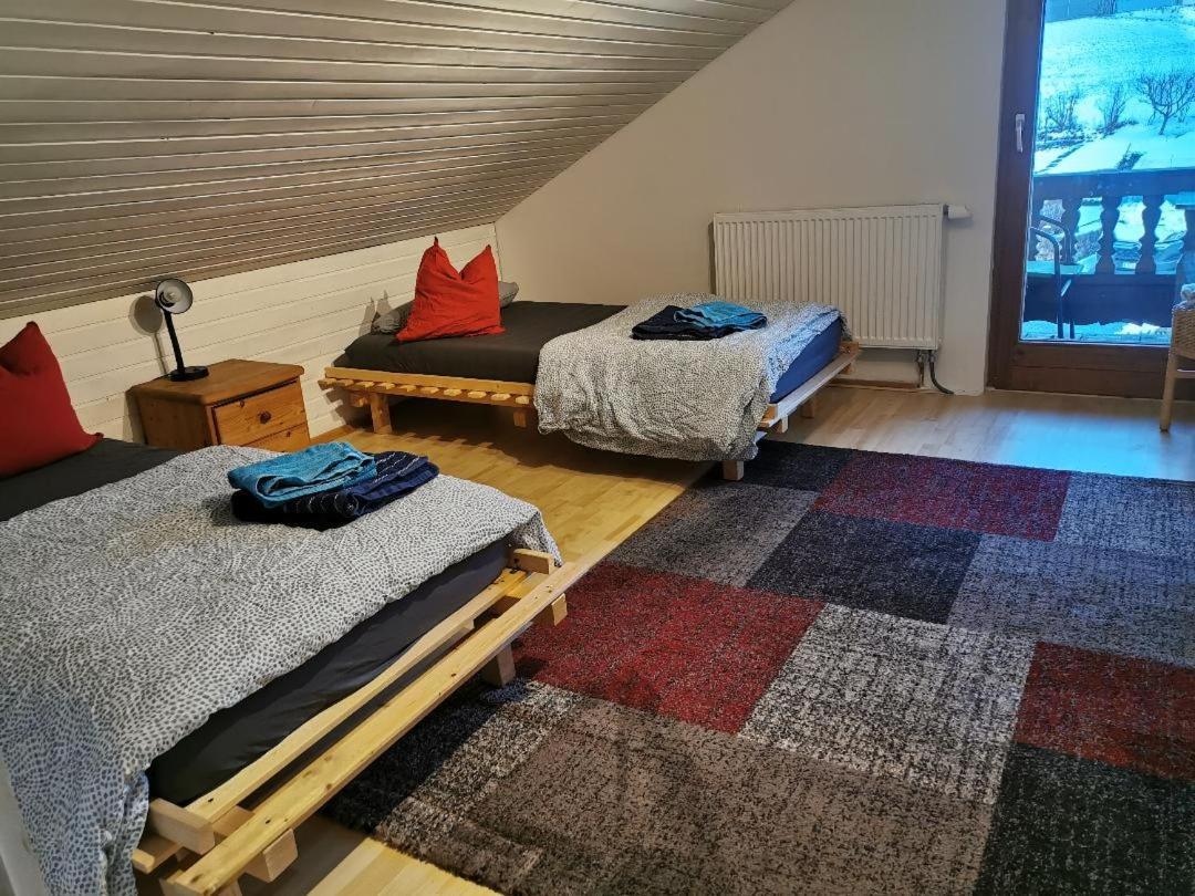 Monteurzimmer Am Teisenberg Neukirchen am Teisenberg Екстериор снимка