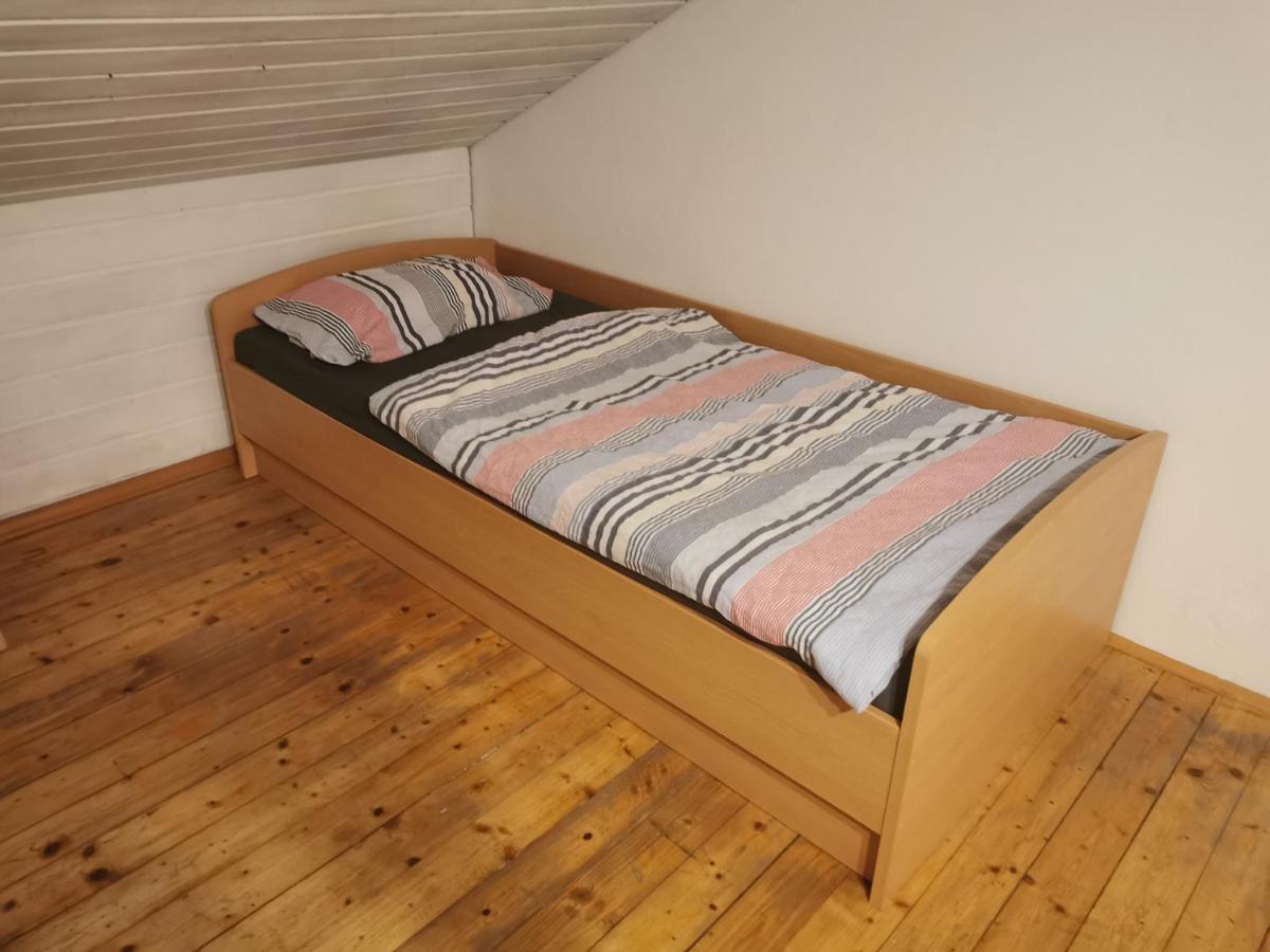Monteurzimmer Am Teisenberg Neukirchen am Teisenberg Екстериор снимка